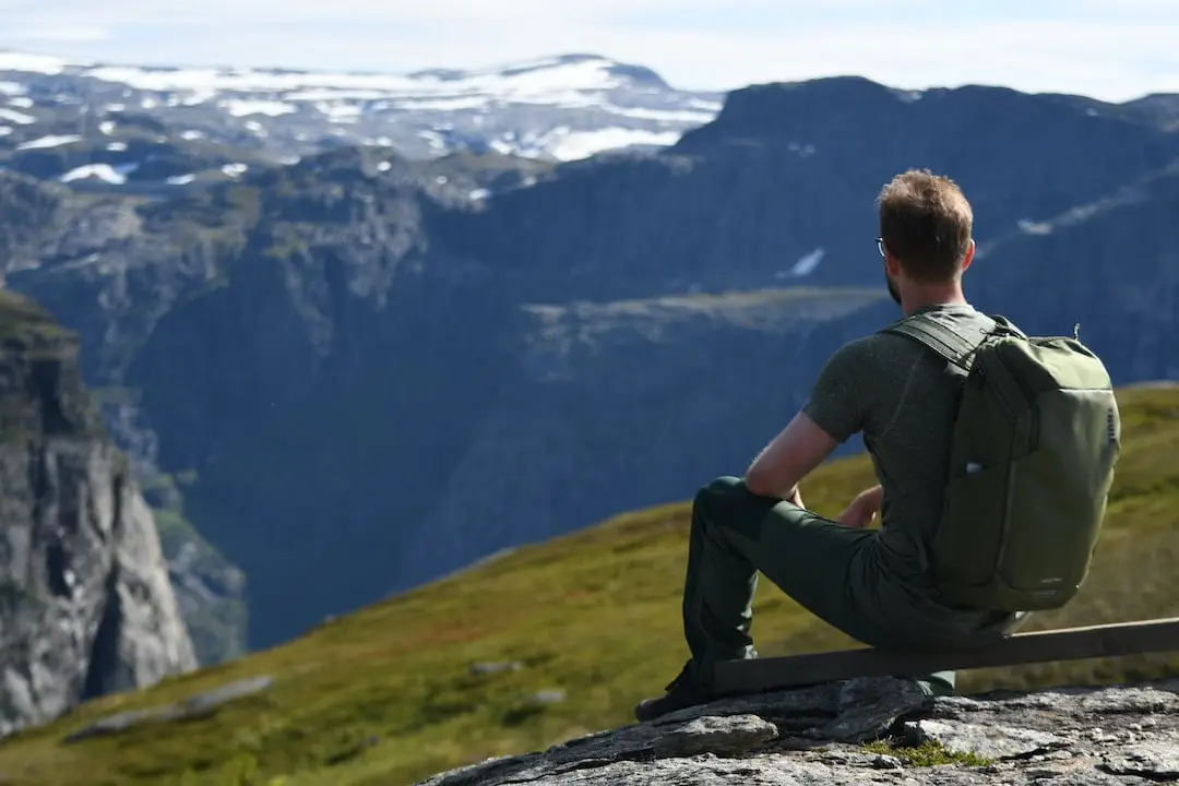 Upptäck vandringsleder och boenden i Norge illustration